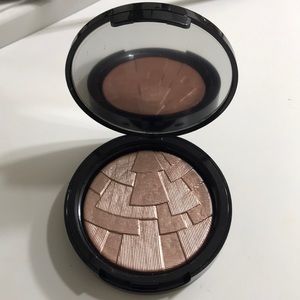 ABH Rivera Illuminator (Highlighter)